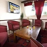 酒店 基里亚德鲍威苏德酒店 2*