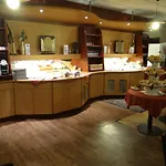 基里亚德鲍威苏德酒店 博韦