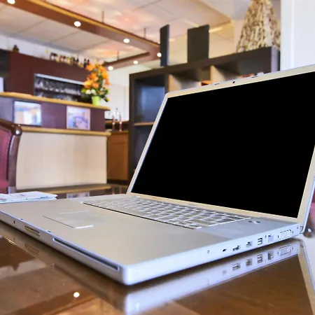 基里亚德鲍威苏德酒店 博韦