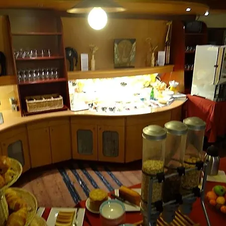 Kyriad Sud Hotel Beauvais