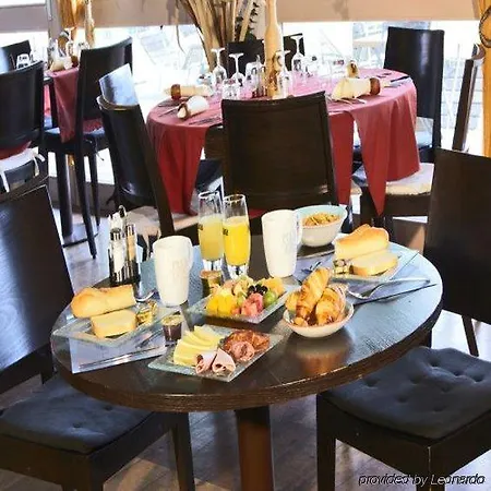 基里亚德鲍威苏德酒店 酒店